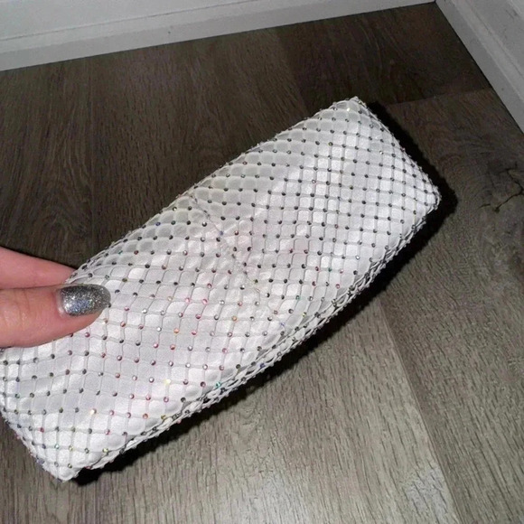 Vince Camuto Damsa Crystal Mesh Mini Shoulder Bag Beaded White Bridal - Picture 5 of 11